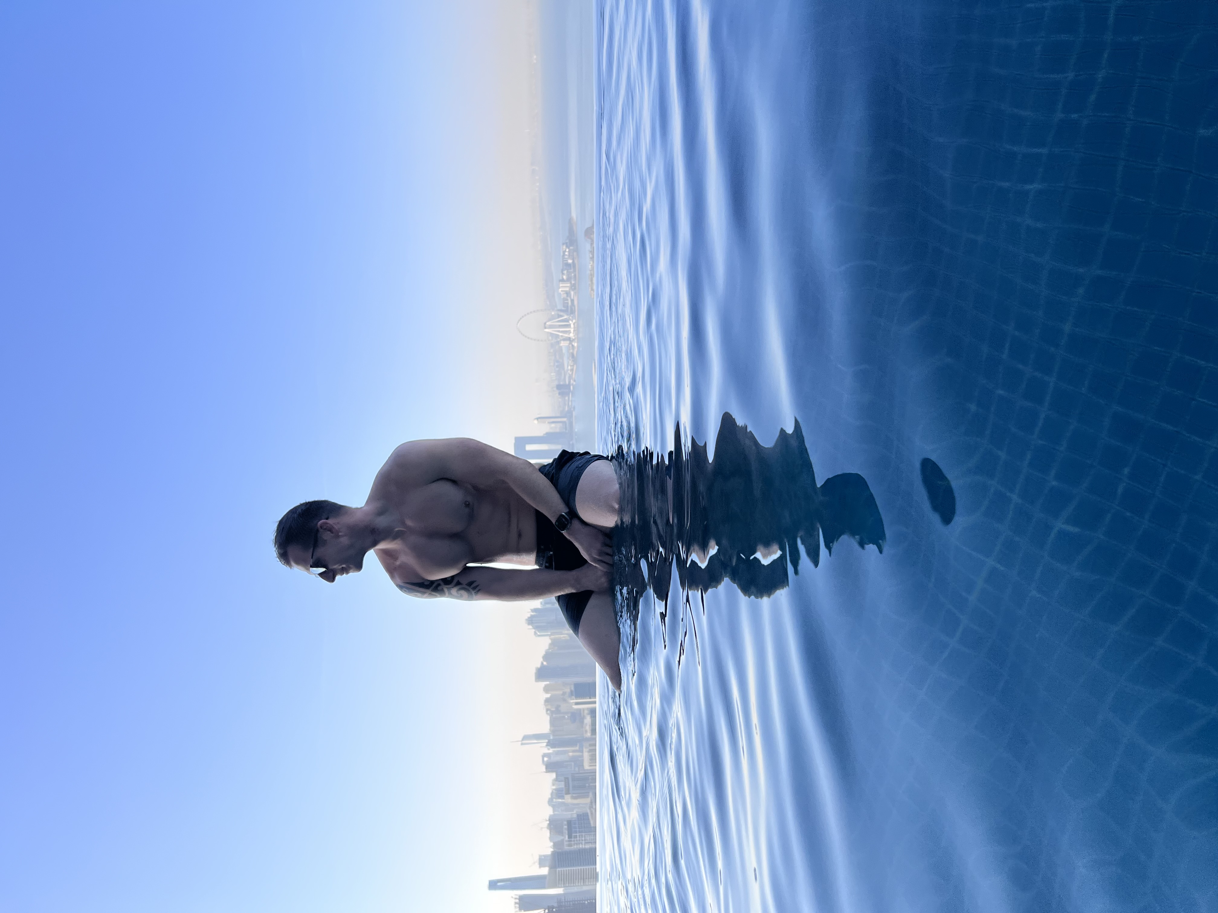 Sam at Dubai Aura Skypool